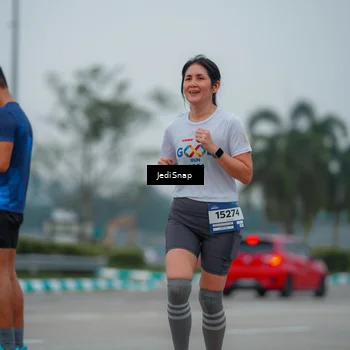 Runner Photo 7530836