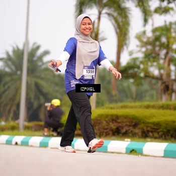 Runner Photo 7530863