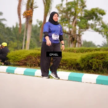 Runner Photo 7530872