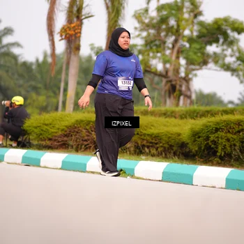 Runner Photo 7530873