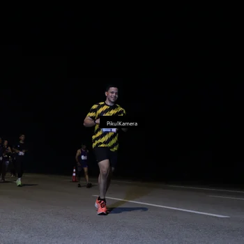 Runner Photo 7530876