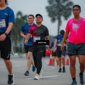 Runner Photo 7530887