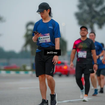 Runner Photo 7530888