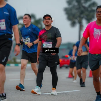 Runner Photo 7530899