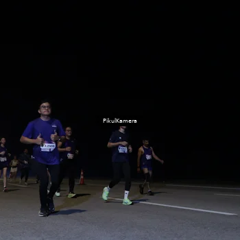 Runner Photo 7530906