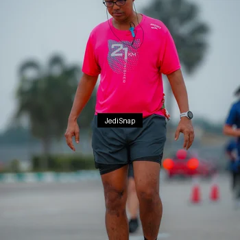 Runner Photo 7530953