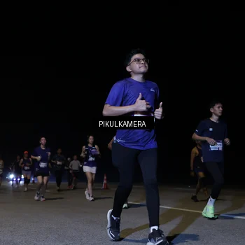 Runner Photo 7530963