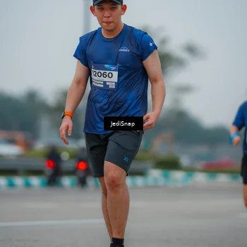 Runner Photo 7530986