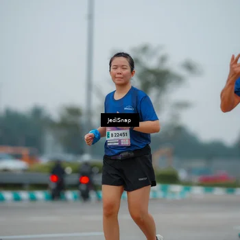 Runner Photo 7530992
