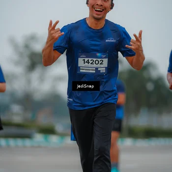 Runner Photo 7530994