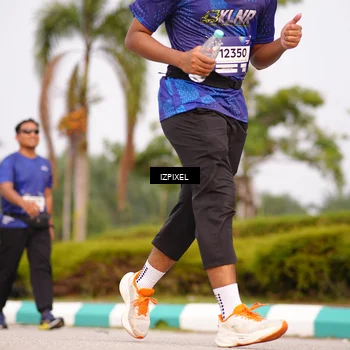 Runner Photo 7531002