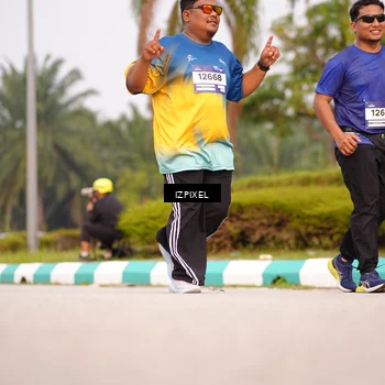 Runner Photo 7531010