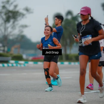 Runner Photo 7531034