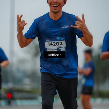 Runner Photo 7531038