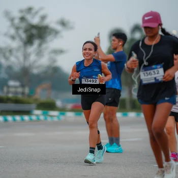 Runner Photo 7531044