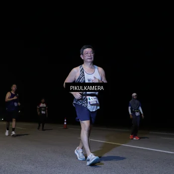 Runner Photo 7531085