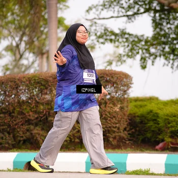 Runner Photo 7531100