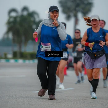 Runner Photo 7531102