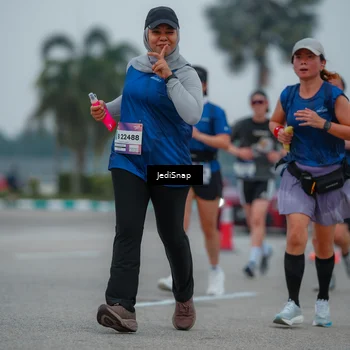 Runner Photo 7531105