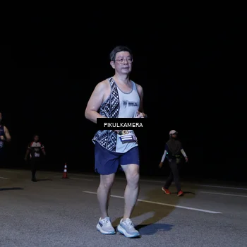 Runner Photo 7531111