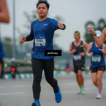 Runner Photo 7531234
