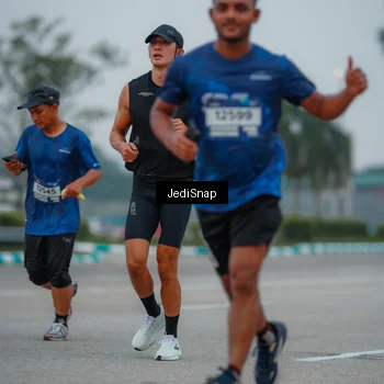 Runner Photo 7531299