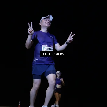 Runner Photo 7531307