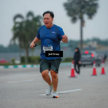 Runner Photo 7531336