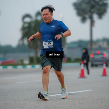 Runner Photo 7531337
