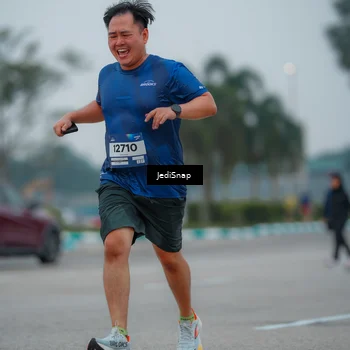 Runner Photo 7531362
