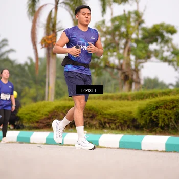 Runner Photo 7531371