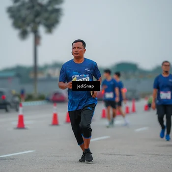 Runner Photo 7531373