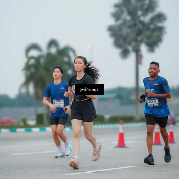 Runner Photo 7531459