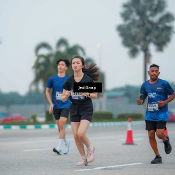 Runner Photo 7531469