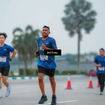 Runner Photo 7531502