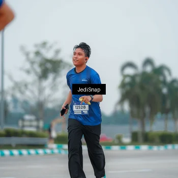 Runner Photo 7531538