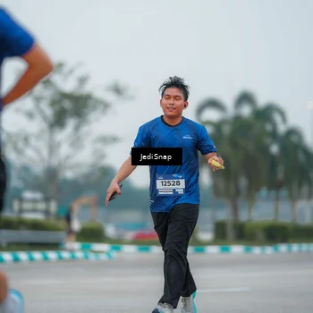 Runner Photo 7531542