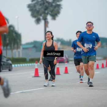 Runner Photo 7531578