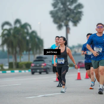Runner Photo 7531597