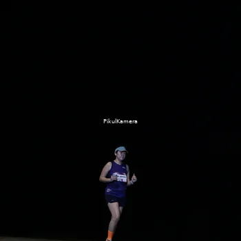 Runner Photo 7531605