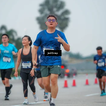 Runner Photo 7531615