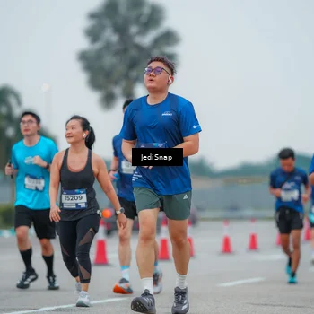 Runner Photo 7531616
