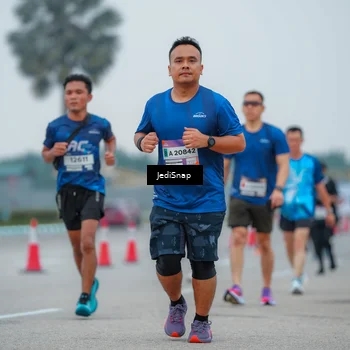 Runner Photo 7531641