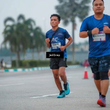 Runner Photo 7531645