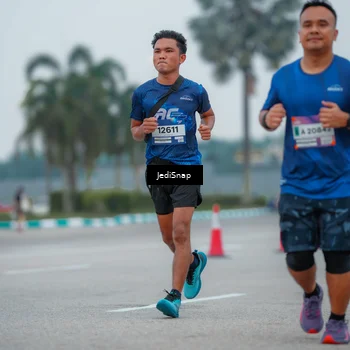 Runner Photo 7531653