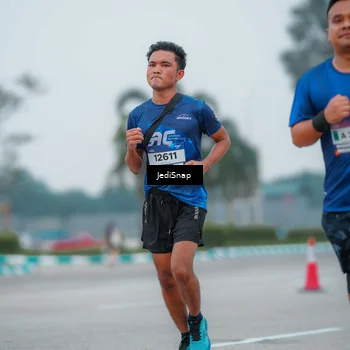 Runner Photo 7531658