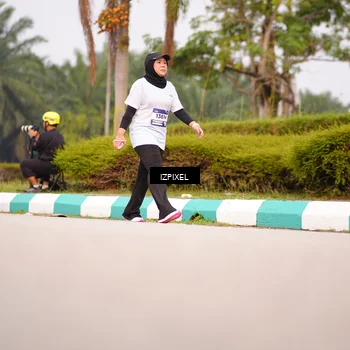 Runner Photo 7531659