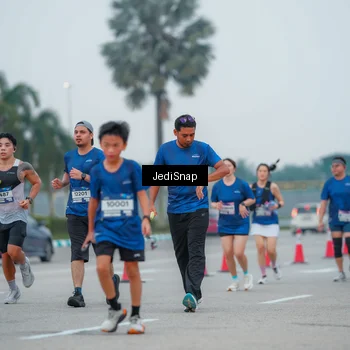 Runner Photo 7531704