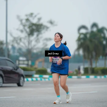Runner Photo 7531771