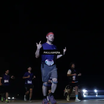 Runner Photo 7531840